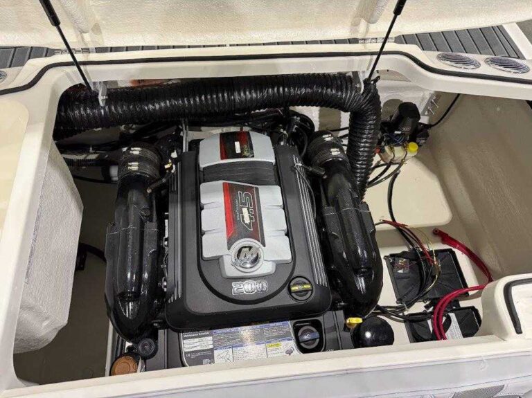 2025 Bayliner VR4 US-BLBX3242D525 [photo 27]